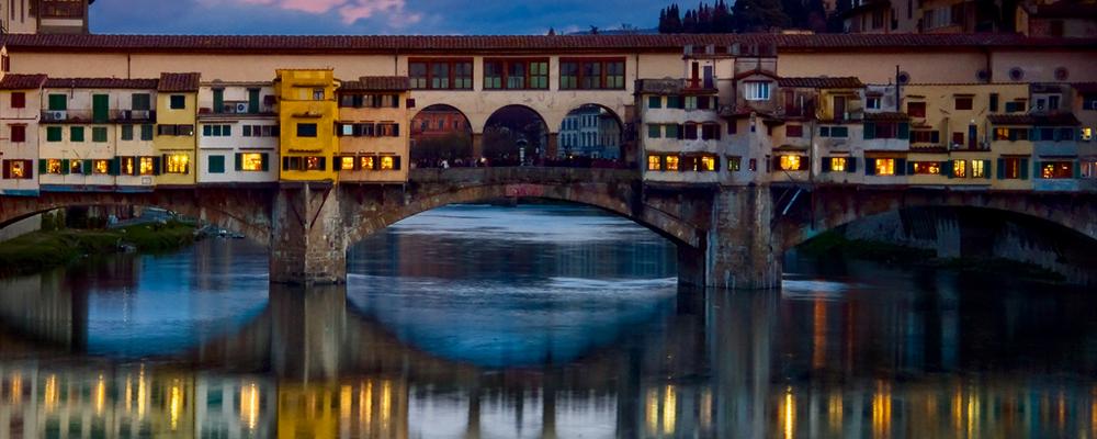 Ponte Vecchio al tramonto